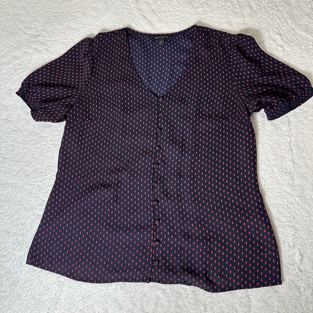 Banana Republic Women's Polka Dot Top size Small
